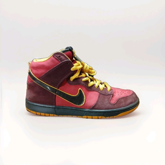 Nike SB Dunk High Premium Iron Man 2010 Mens Size 8.5 - 313171-600 Sneakers